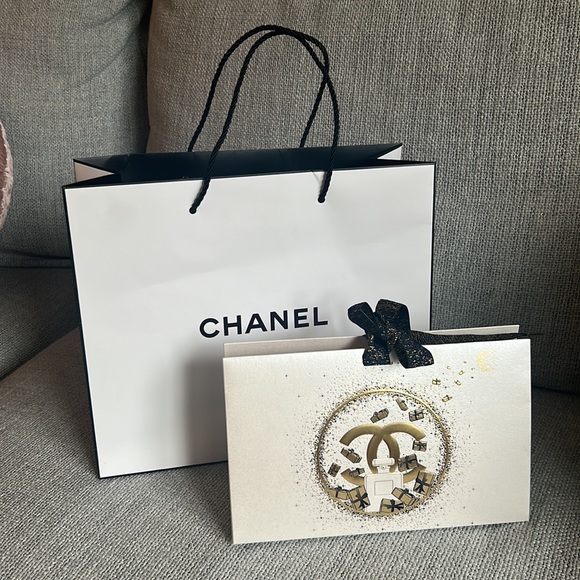 CHANEL Gift Packaging NIB - Picture 2 of 12
